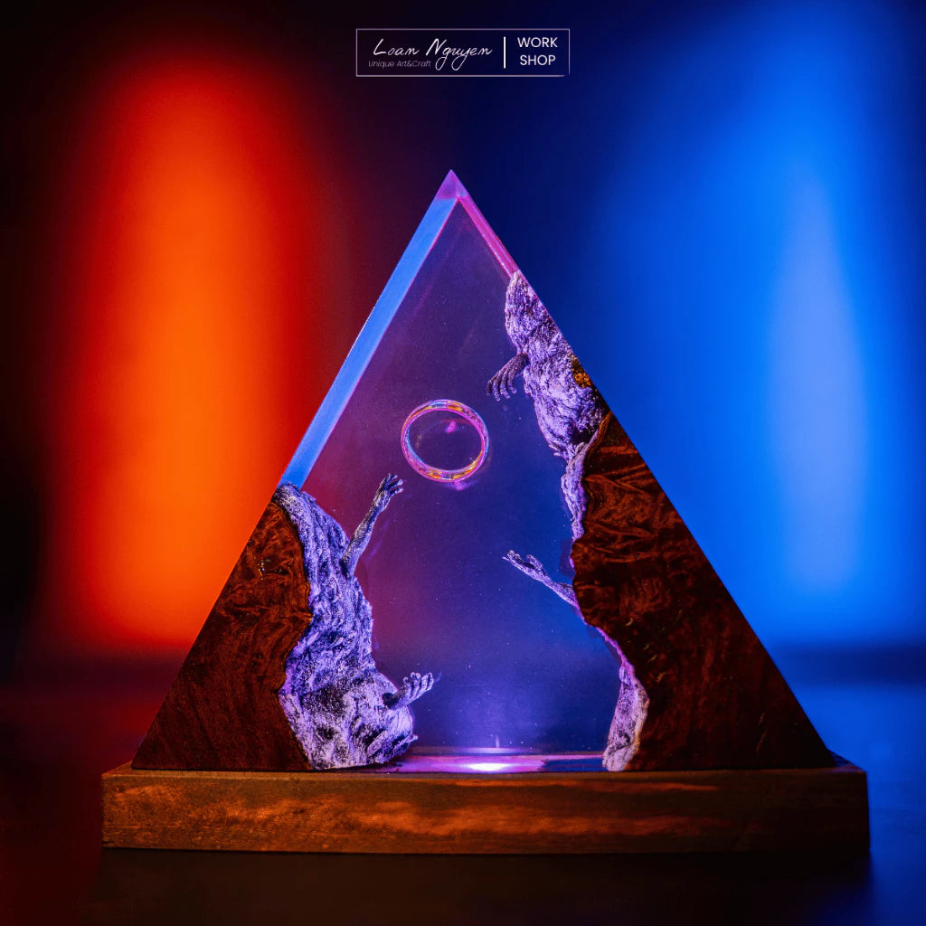 Lord of the Rings Night Light, Desk Decoration, Bedroom, Handmade, Perfect as a Gift - CDResin.com
