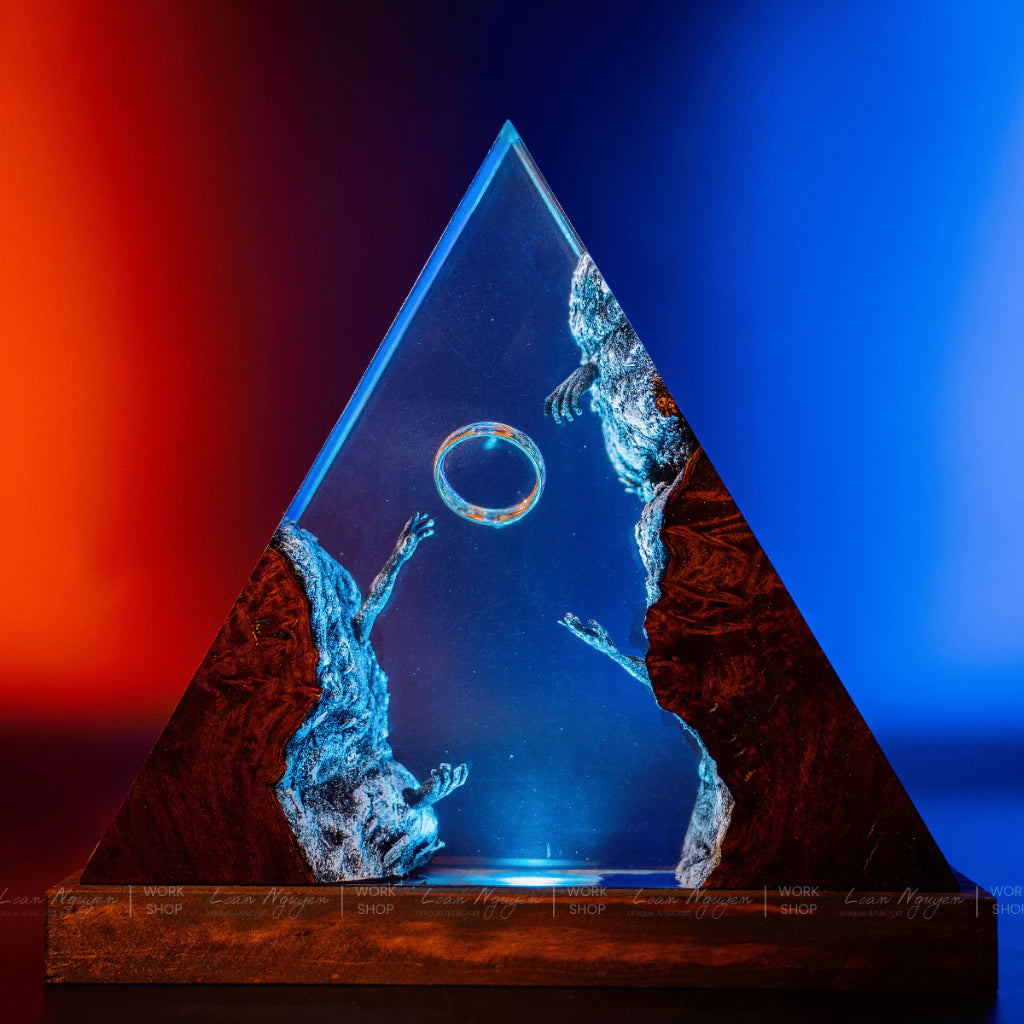 Lord of the Rings Night Light, Desk Decoration, Bedroom, Handmade, Perfect as a Gift - CDResin.com