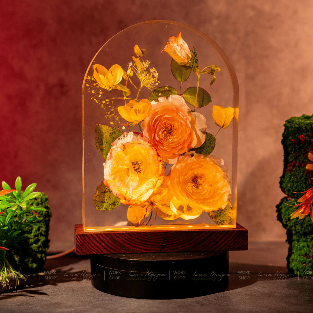 Night Light with 3 Real Dried Roses, Home Decor, Bedroom, Handmade, Perfect for Gifting - CDResin.com