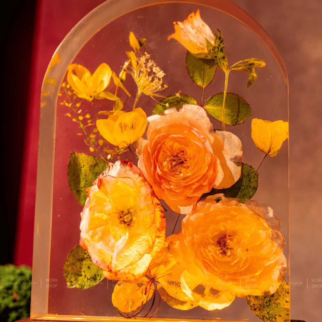Night Light with 3 Real Dried Roses, Home Decor, Bedroom, Handmade, Perfect for Gifting - CDResin.com